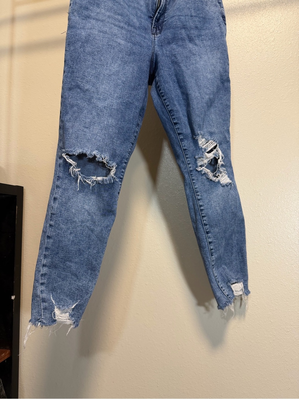 Good American Good Waist Distressed Skinny Jeans Women’s 12/31 High Rise Raw Hem - Picture 7 of 7